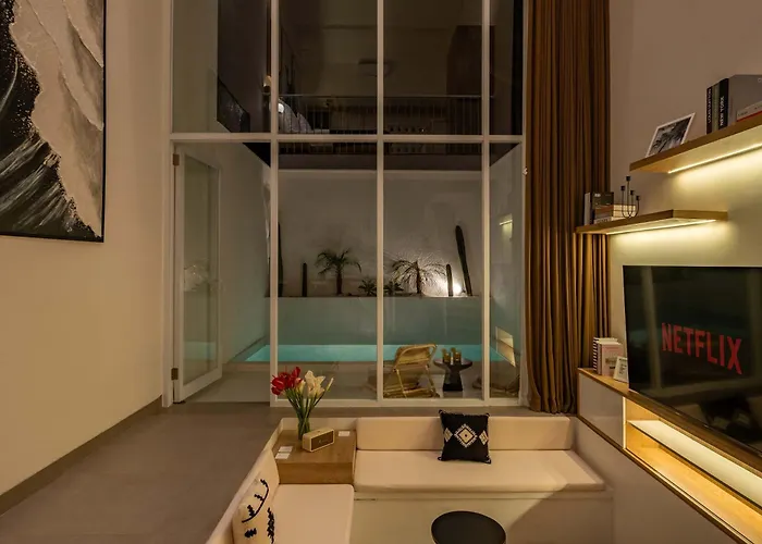 Villa Brand New 1 Bd Private With Pool & Cinema *