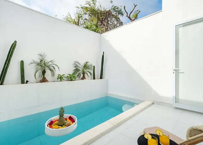 Brand New 1 Bd Private With Pool & Cinema Villa *